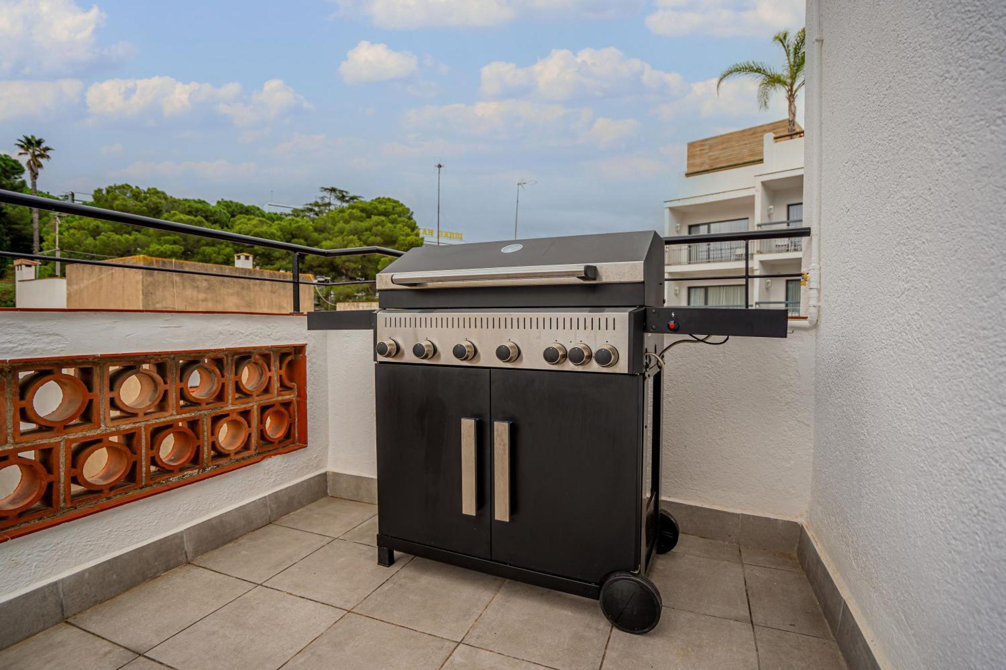 Hostal Y Apartamento Moli De Mar Lloret de Mar Kültér fotó