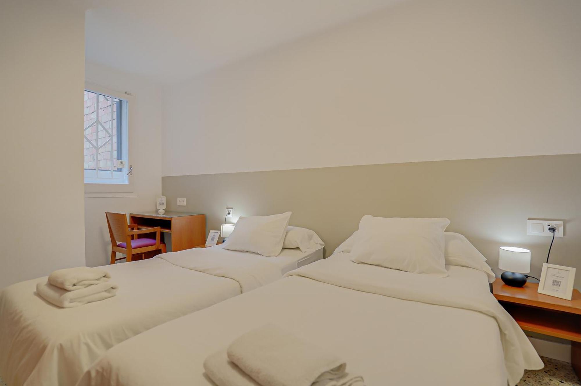 Hostal Y Apartamento Moli De Mar Lloret de Mar Szoba fotó