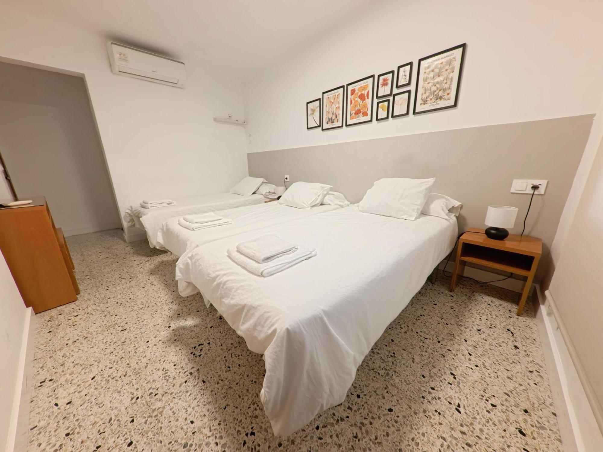 Hostal Y Apartamento Moli De Mar Lloret de Mar Kültér fotó